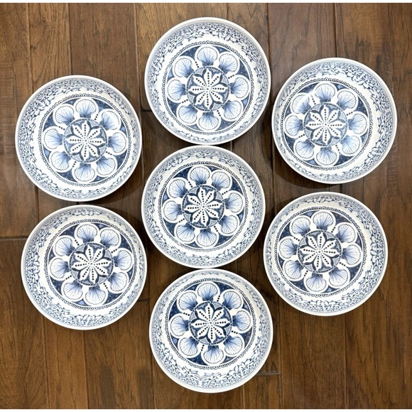 Tommy Bahama Melamine Bowls Seashell Conch Salad/Pasta‎ Set Of 7 Beach Coastal - Picture 1 of 4